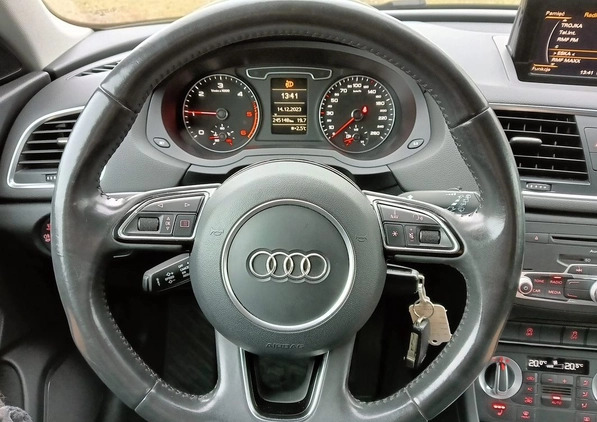 Audi Q3 cena 56000 przebieg: 233047, rok produkcji 2012 z Bielawa małe 596